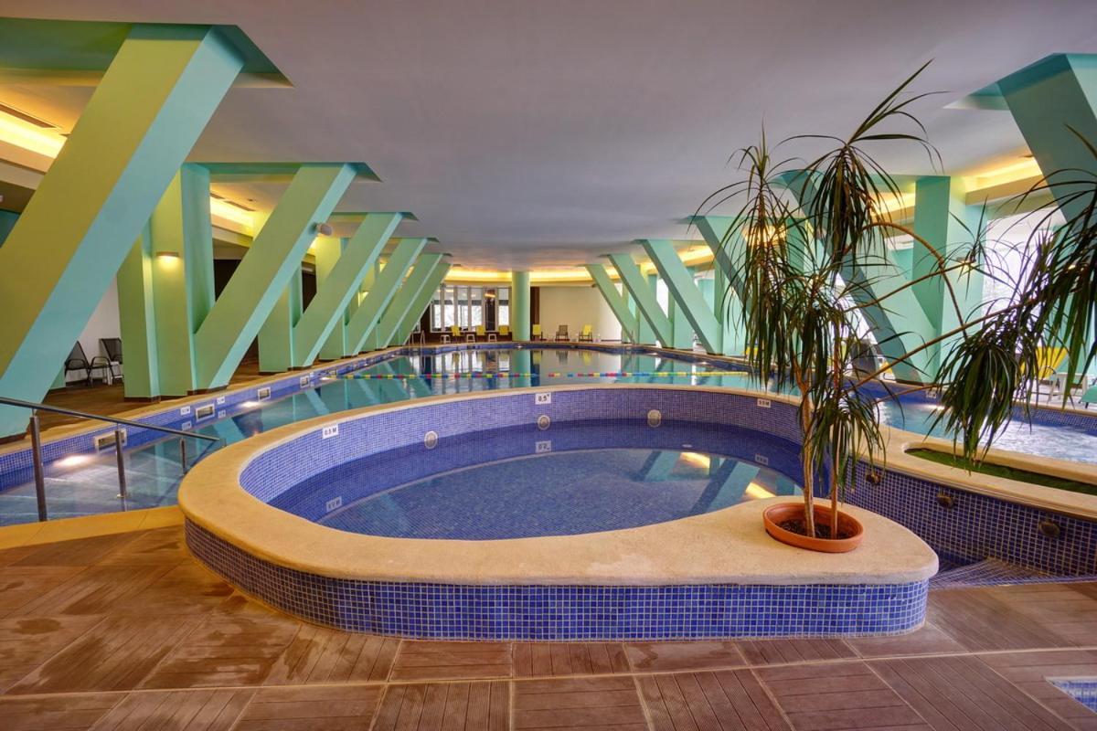 Hotel Ciucas Tusnádfürdő Kültér fotó