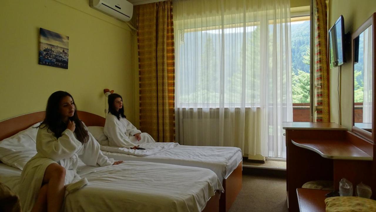 Hotel Ciucas Tusnádfürdő Kültér fotó
